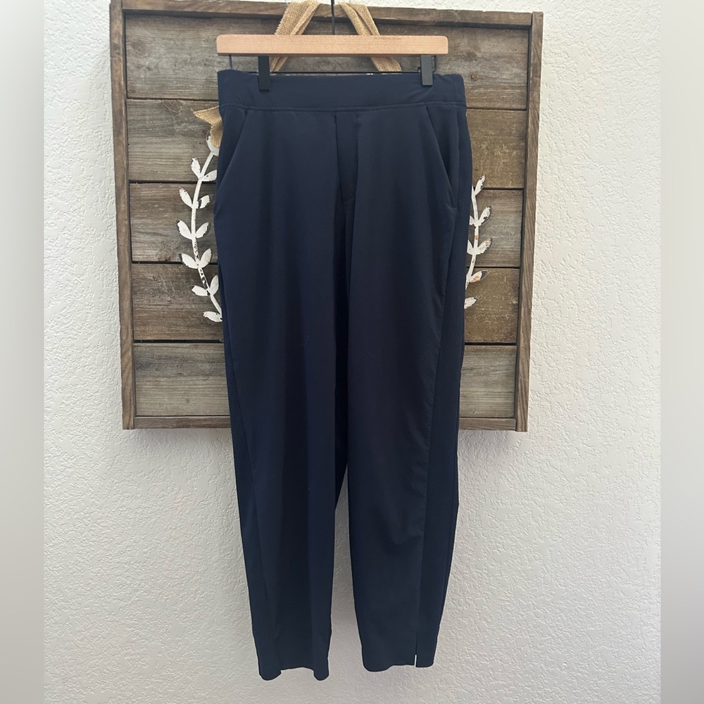 Athleta Booklyn‎ Ankle Dark Navy Blue Track Pants ladies size 8